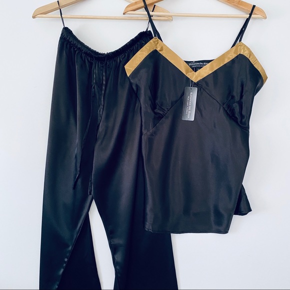 Alexander Del Rosa Pajamaa - Picture 6 of 8